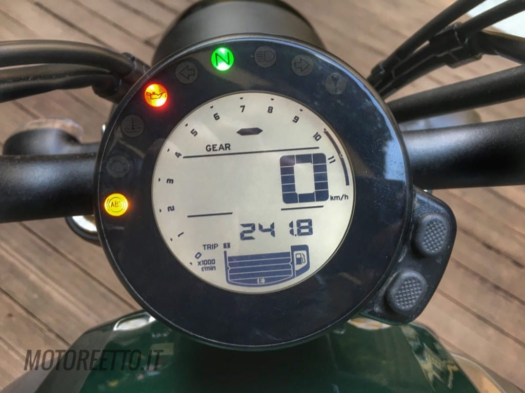 xsr700 yamaha dashboard dashnoard motoreetto test