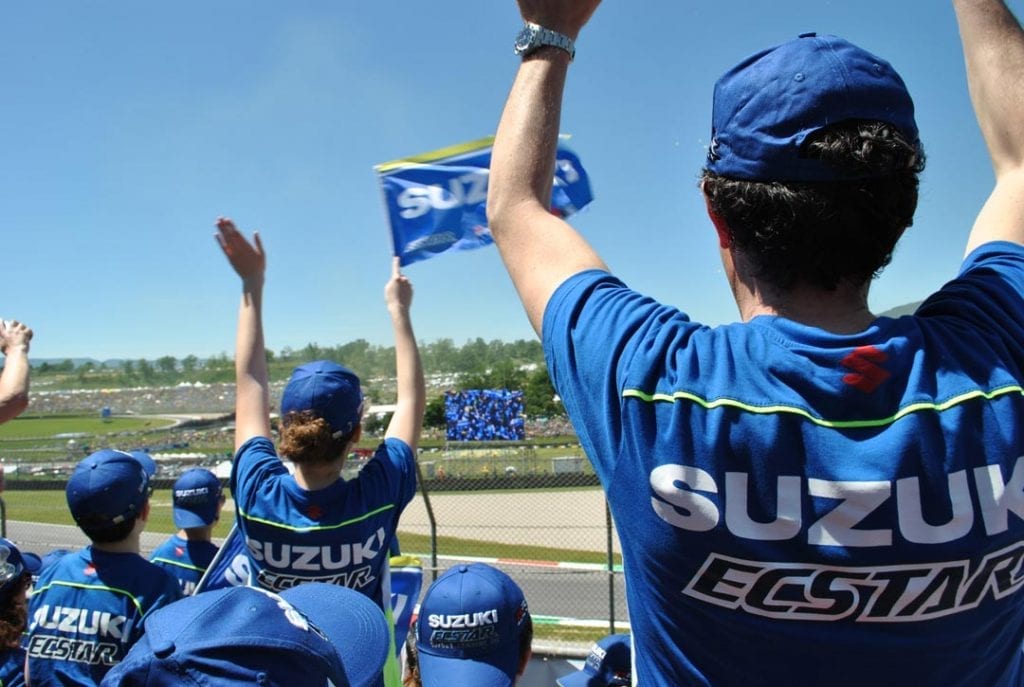 Mbështetësit Mugello MotoGP Suzuki shkoi çmendur