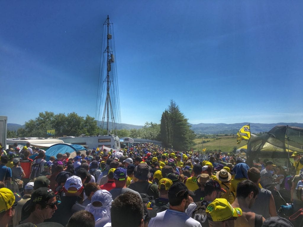 Mugello-Suzuki-motogp-multitud