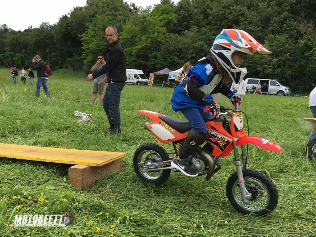 junior moto school il salto di mio nipote enrico motoreetto video