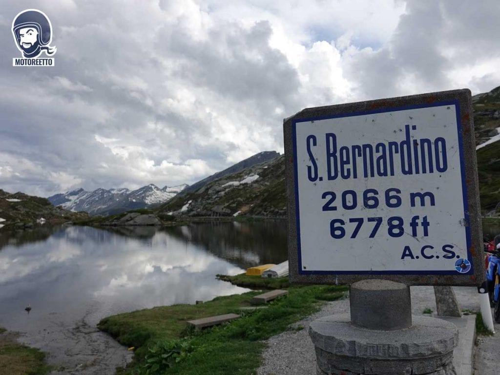 Strasse paso romantische San Bernardino Suiza Italia