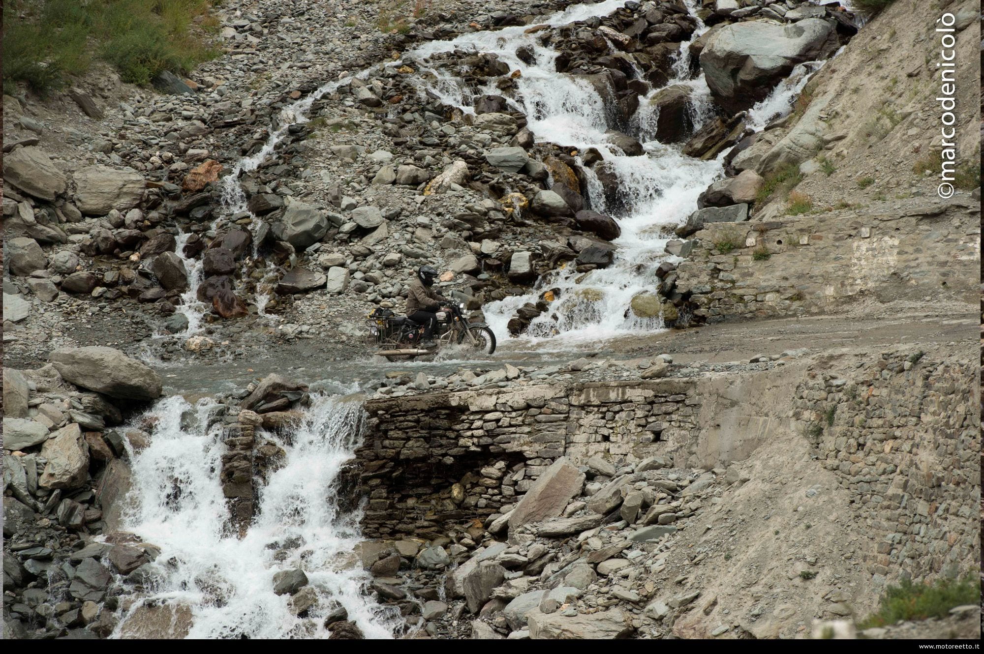 Paso Rohtang Ladakh Guado Con Royal Enfield