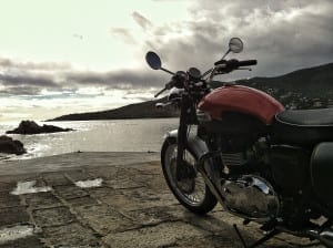 korsika i motion motoreetto Sagone bonneville triumf