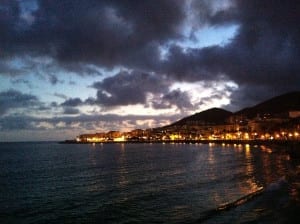 Corsica në lëvizje motoreetto natën Ajaccio