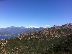 corsica in moto motoreetto vista piana