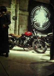 we are custom harley-davidson street 750 special di HD Pavia