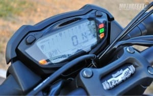 Suzuki-GSX-s-1000-motoreetto-19 paneelbord