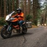 capítulo fuoricena 2 KTM montar motoreetto 1050 en el bosque