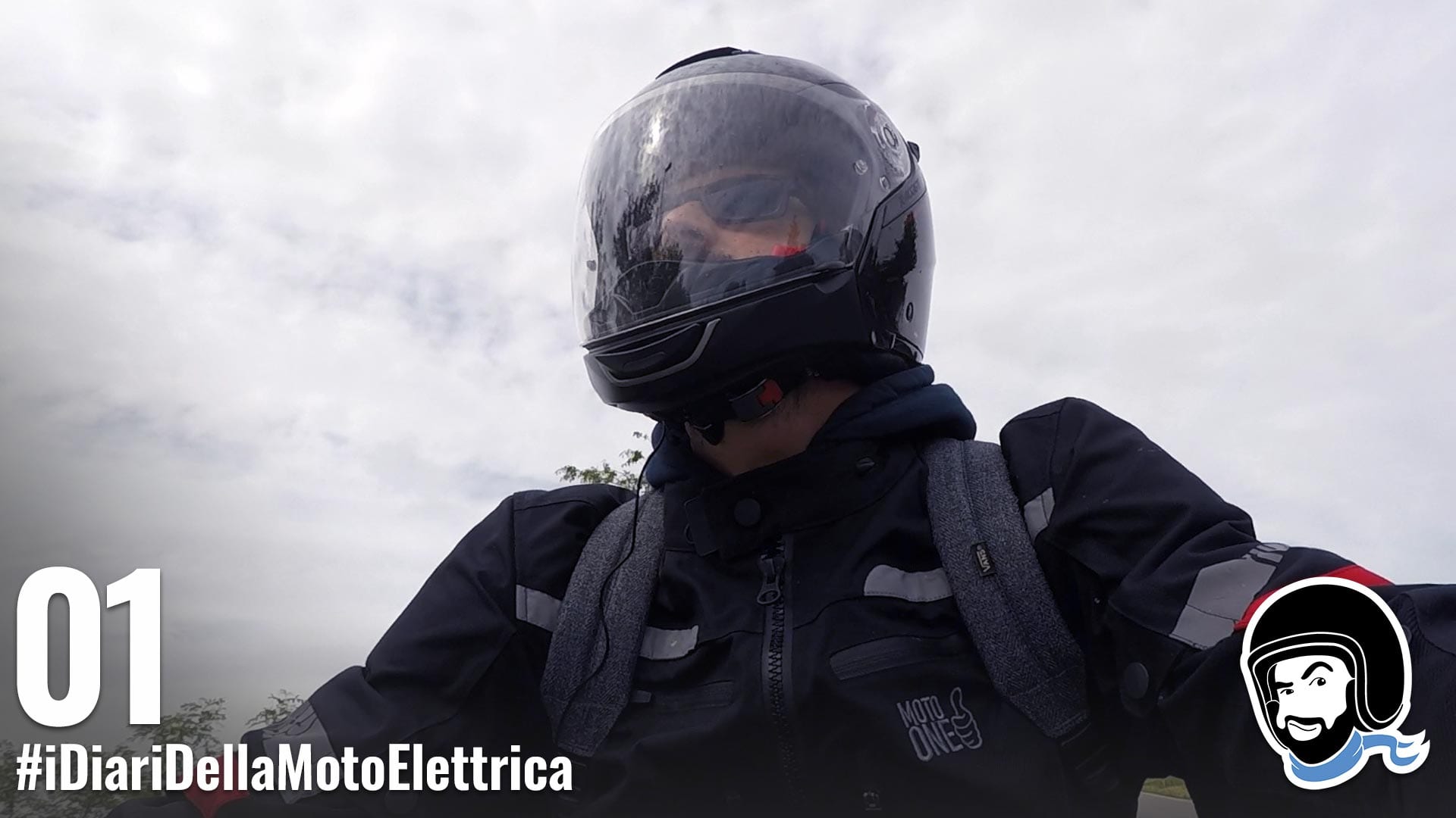 motocicleta eléctrica de los diarios motoreetto con el primer episodio DSR cero