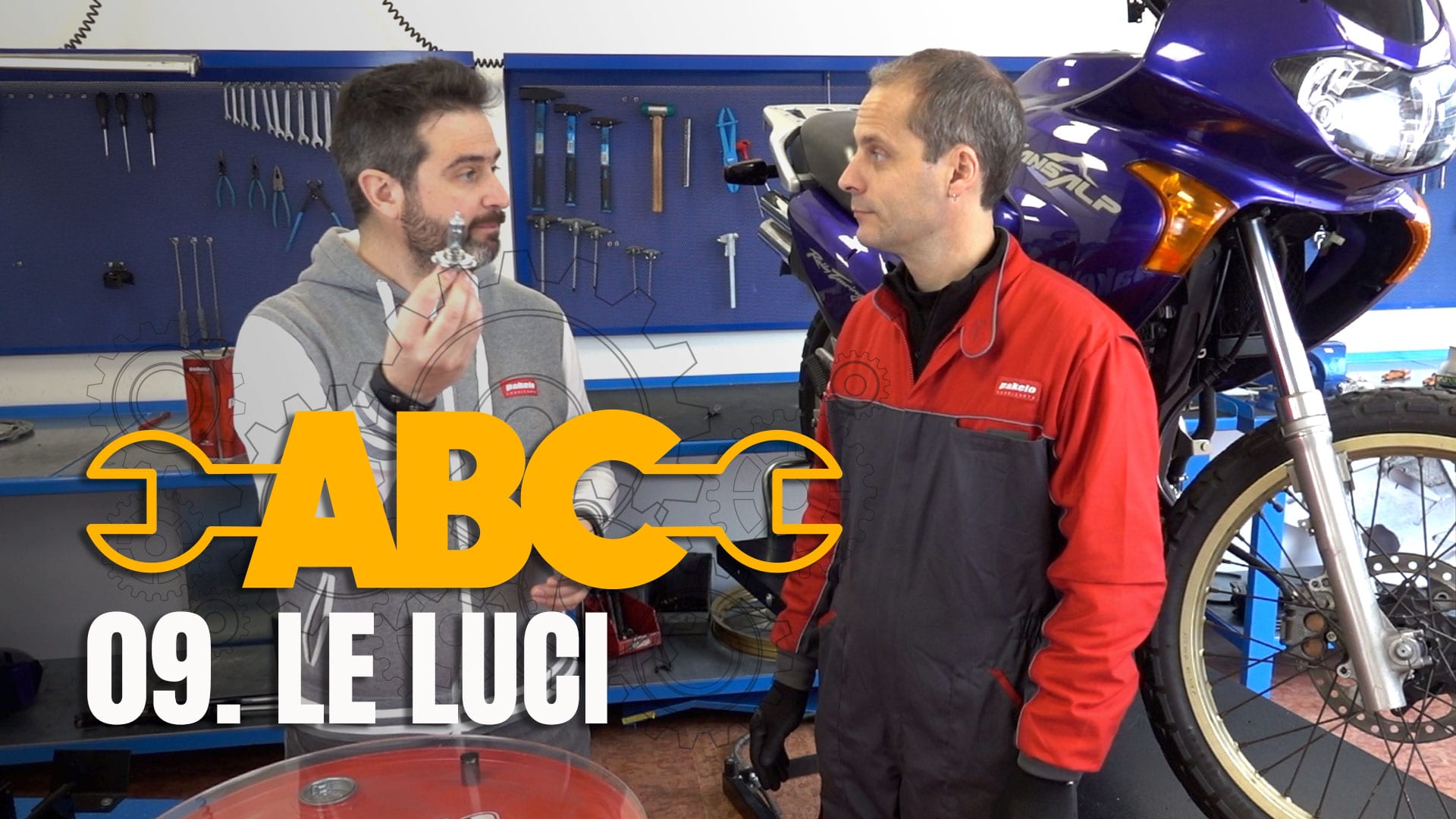 abc manutenzione moto puntata 09 le luci