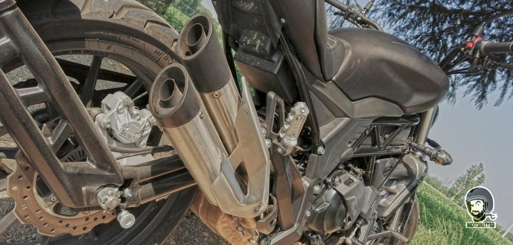 benelli 502c right side exhaust engine test